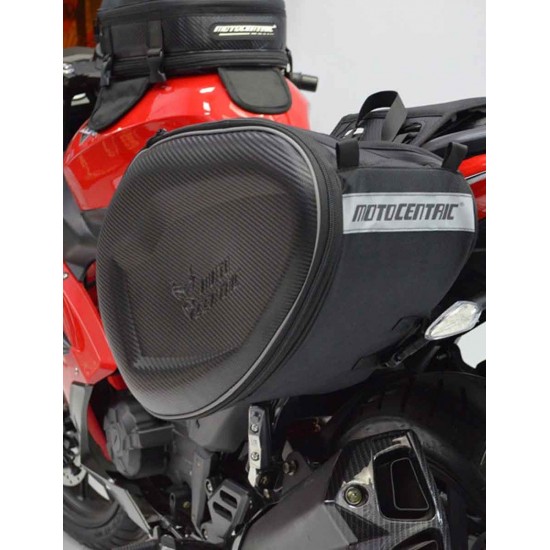 MotoCentric Saddle Bag Carbon Σετ Σαμάρια Μοτοσυκλέτας 58lt σε Μαύρο Χρώμα MotoCentric Saddle Bag Carbon Σετ Σαμάρια Μοτοσυκλέτας 58lt σε Μαύρο Χρώμα