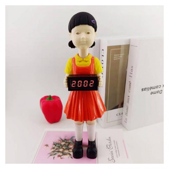 Ψηφιακό LED επιτραπέζιο ρολόι-ξυπνητήρι Squid Game Doll